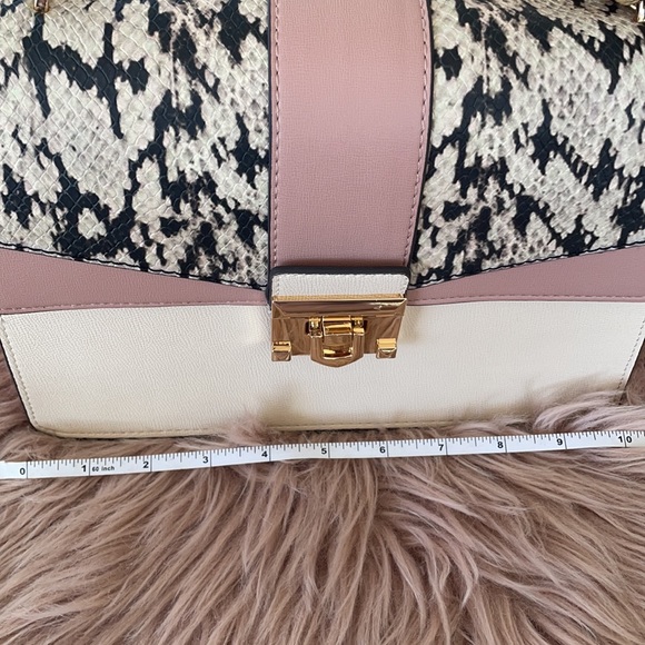 Dusty Pink Shoulder Bag 💼 - Picture 9 of 11